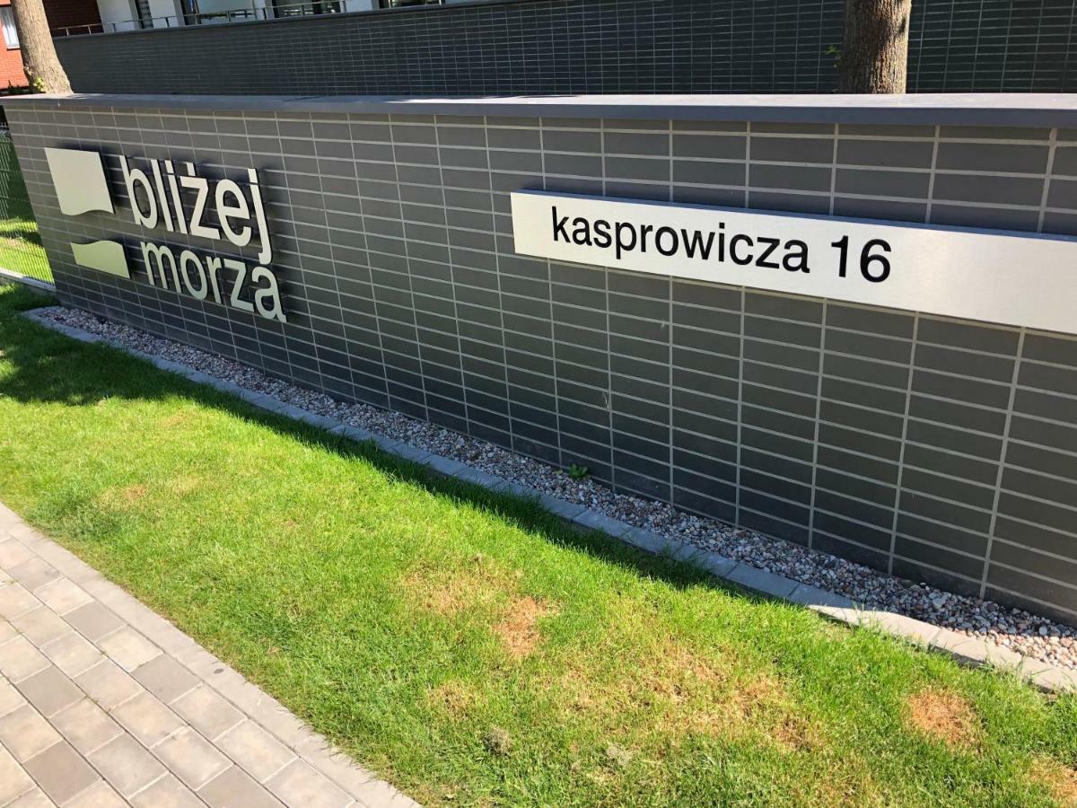 Blue Park Apartament Blizej Morza Kasprowicza Колобжег Екстер'єр фото